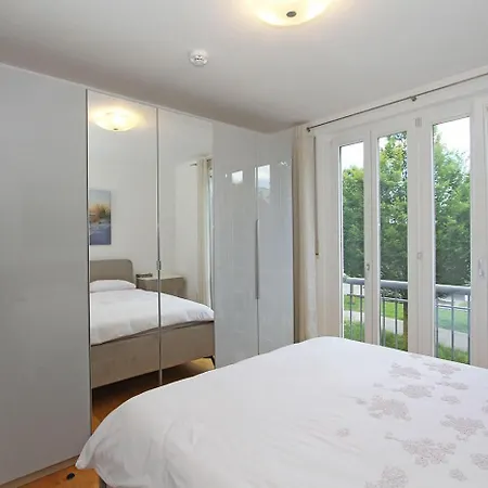 Exclusive And Stylish In Nymphenburg Apartment